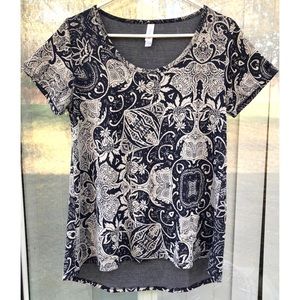 (FREE w/ Bundle) LulaRoe Top